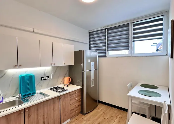 公寓 Crolivia Apartmans In Center *